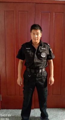 上海【郭不凡】