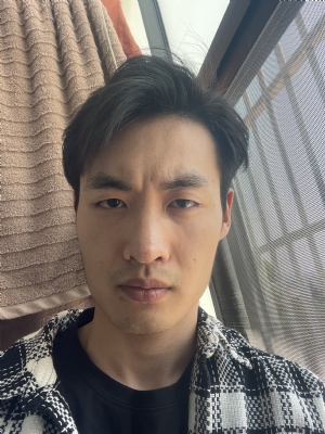 云南【口天日京】